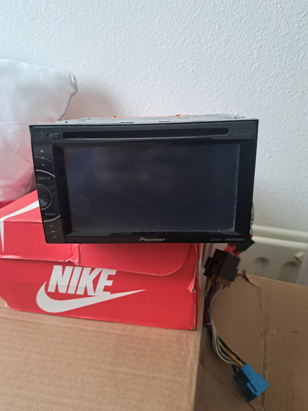 Pioneer AVH-X1500DVD Autoradio met scherm en stekker, Ophalen, Gebruikt
