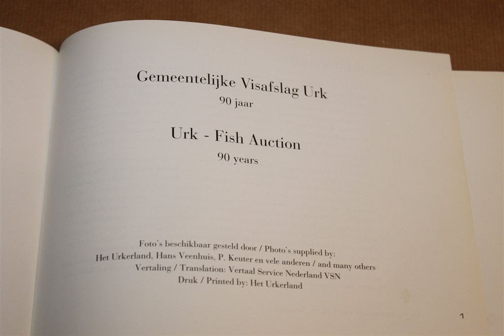 Gemeentelijke Visafslag Urk — 90 Jaar Visserij 1904-1994, Verzenden, Gelezen