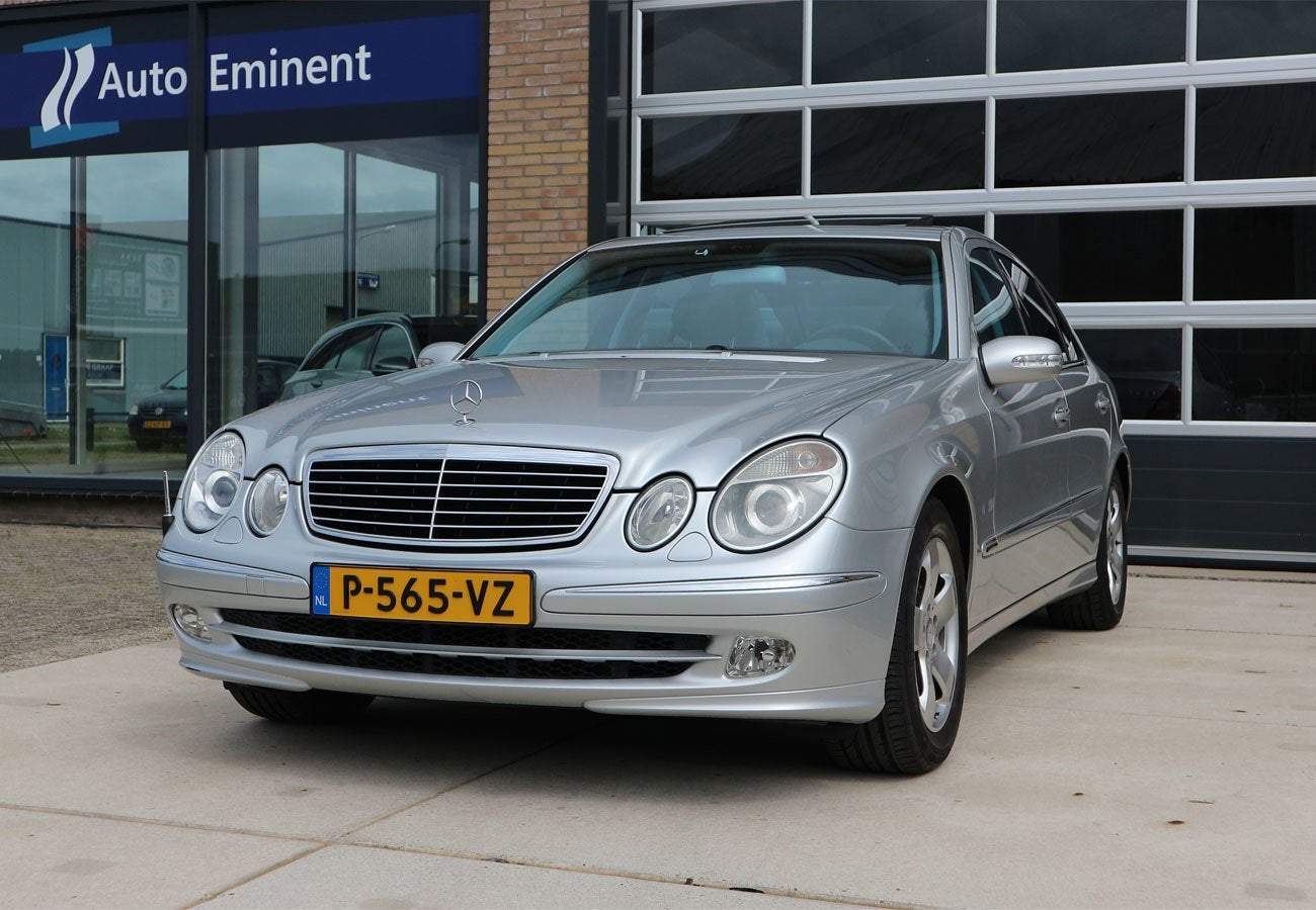 Mercedes-Benz E-klasse 320 Avantgarde origineel 63dkm Nieuws, Auto's, Automaat, Dealer onderhouden, Achterwielaandrijving, Gebruikt