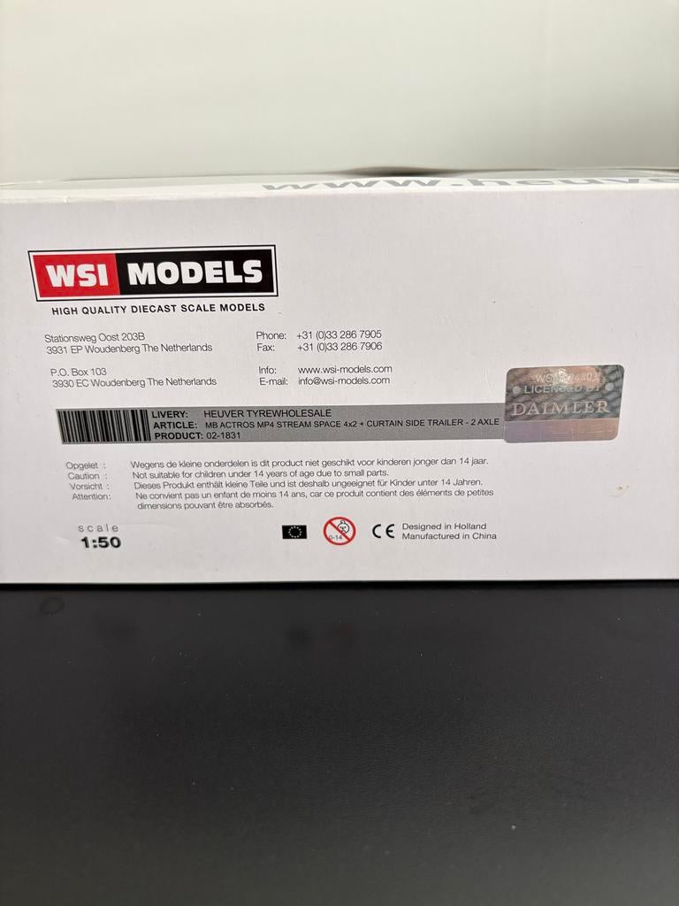 WSI Models Mercedes Actros MP4 Heuver Tyrewholesale, Ophalen of Verzenden, Zo goed als nieuw, Bus of Vrachtwagen, Wsi