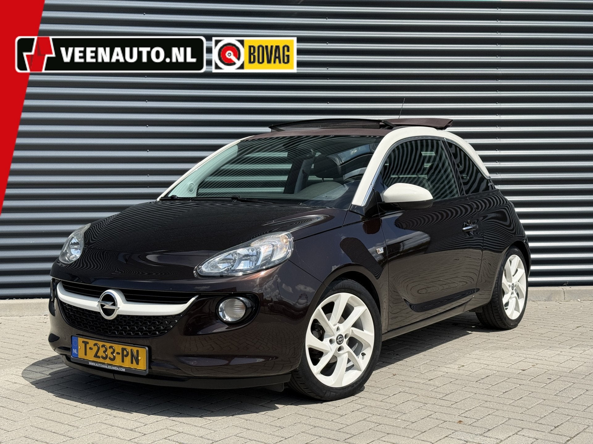 Opel ADAM 1.4 Open dak/Display (bj 2015), Voorwielaandrijving, ADAM, 4 cilinders, Bruin