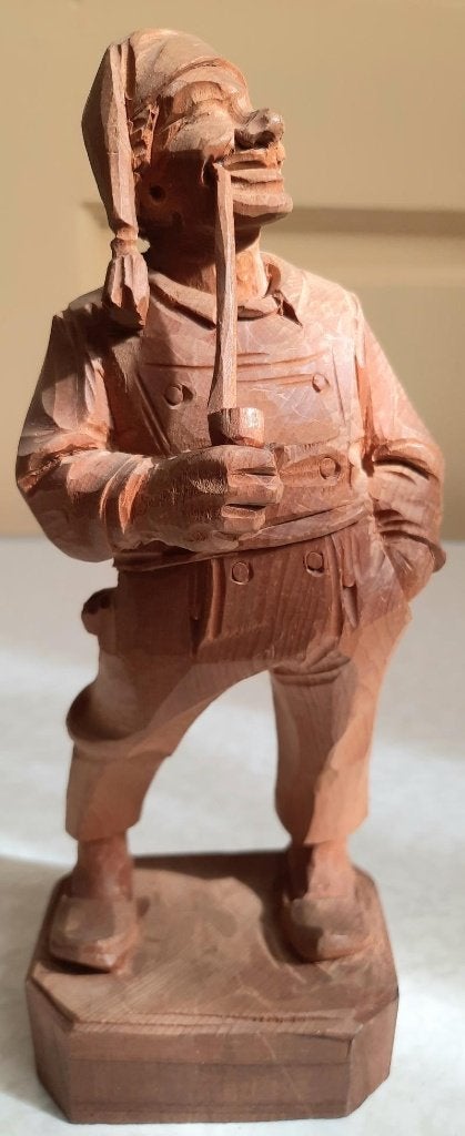 Hand gesneden beeldje/boertje met pijp, Ophalen of Verzenden, Gebruikt, Mens