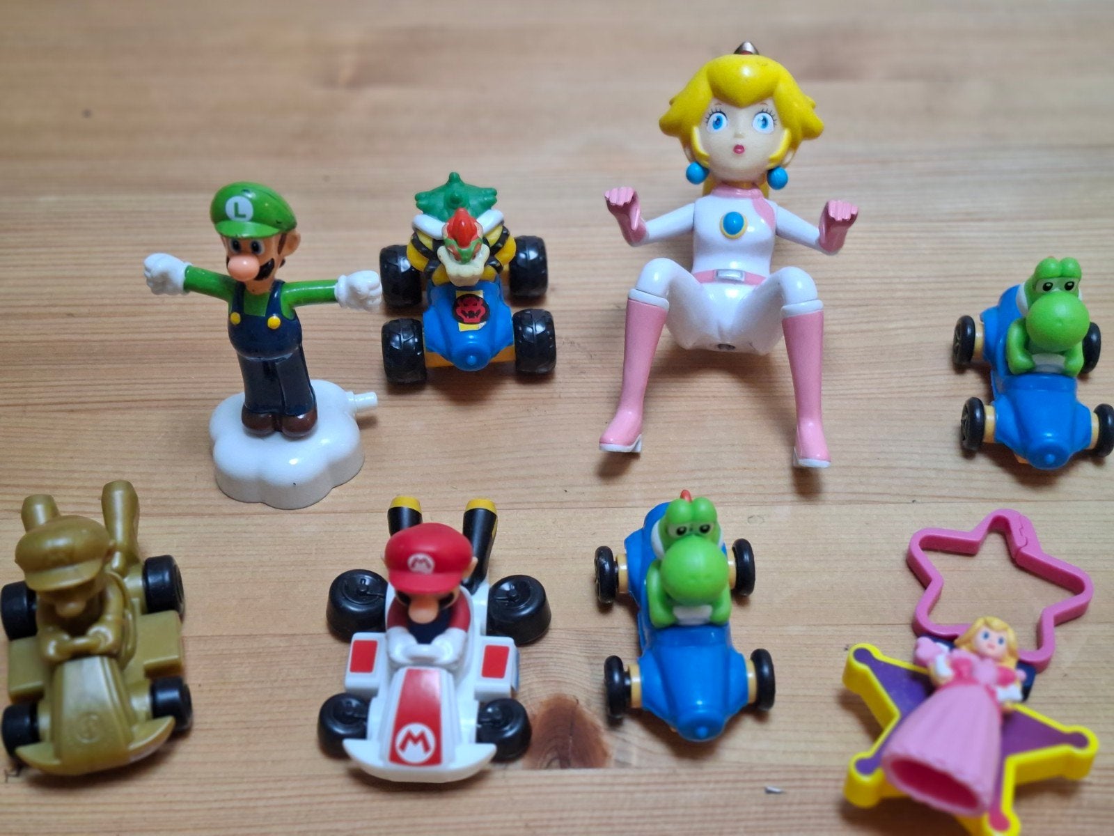 Mario, Yoshi, Luigi, Peach, Bowser McDonald's Speeltjes, Verzenden, Jongen of Meisje