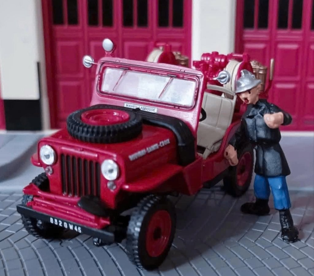 Jeep Hotchkiss CCFL BOS brandweer schaal 1/43 # 25, Hobby en Vrije tijd, Modelauto's | 1:43, Verzenden, Nieuw, Auto, Overige merken