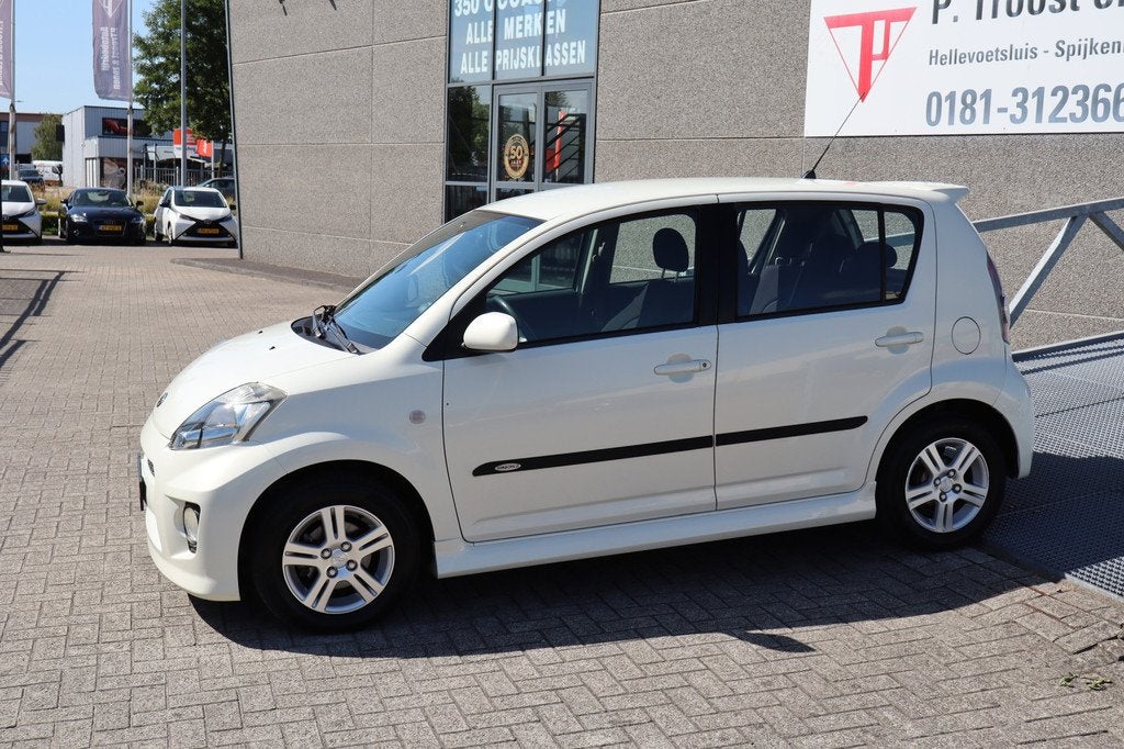 Daihatsu Sirion 2 1.3-16V Sport Airco/Radio-CD speler/14 inc, Auto's, Daihatsu, Voorwielaandrijving, Stof, Gebruikt, 4 cilinders