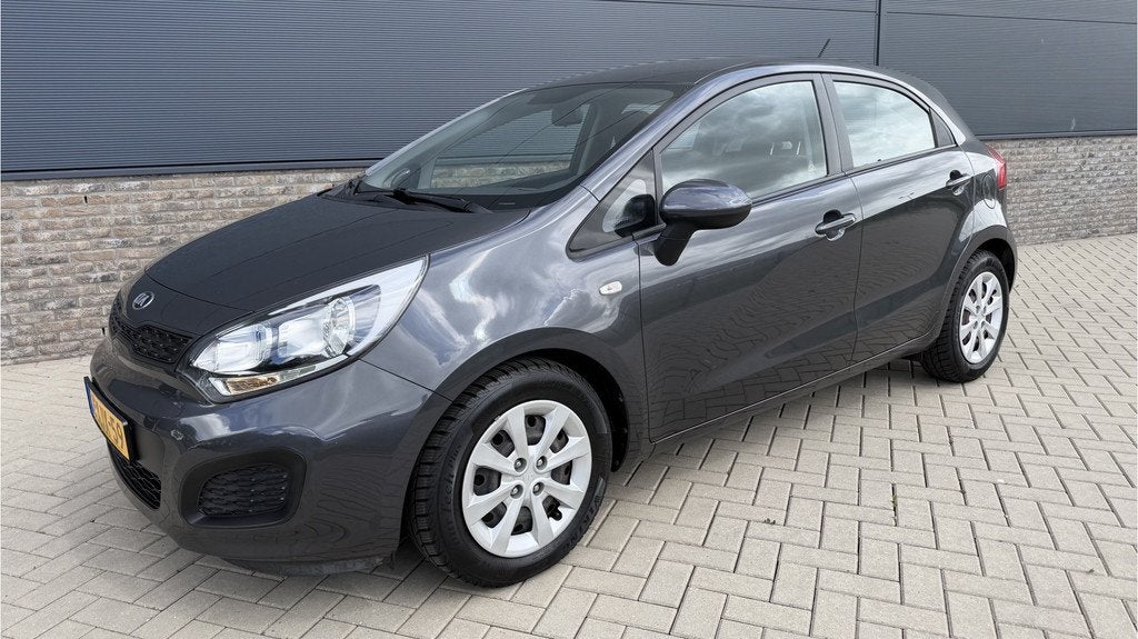 Kia Rio 1.2 CVVT ComfortLine Incl 12 maanden garantie ! / Ai, 4 cilinders, Origineel Nederlands, Bedrijf, Handgeschakeld