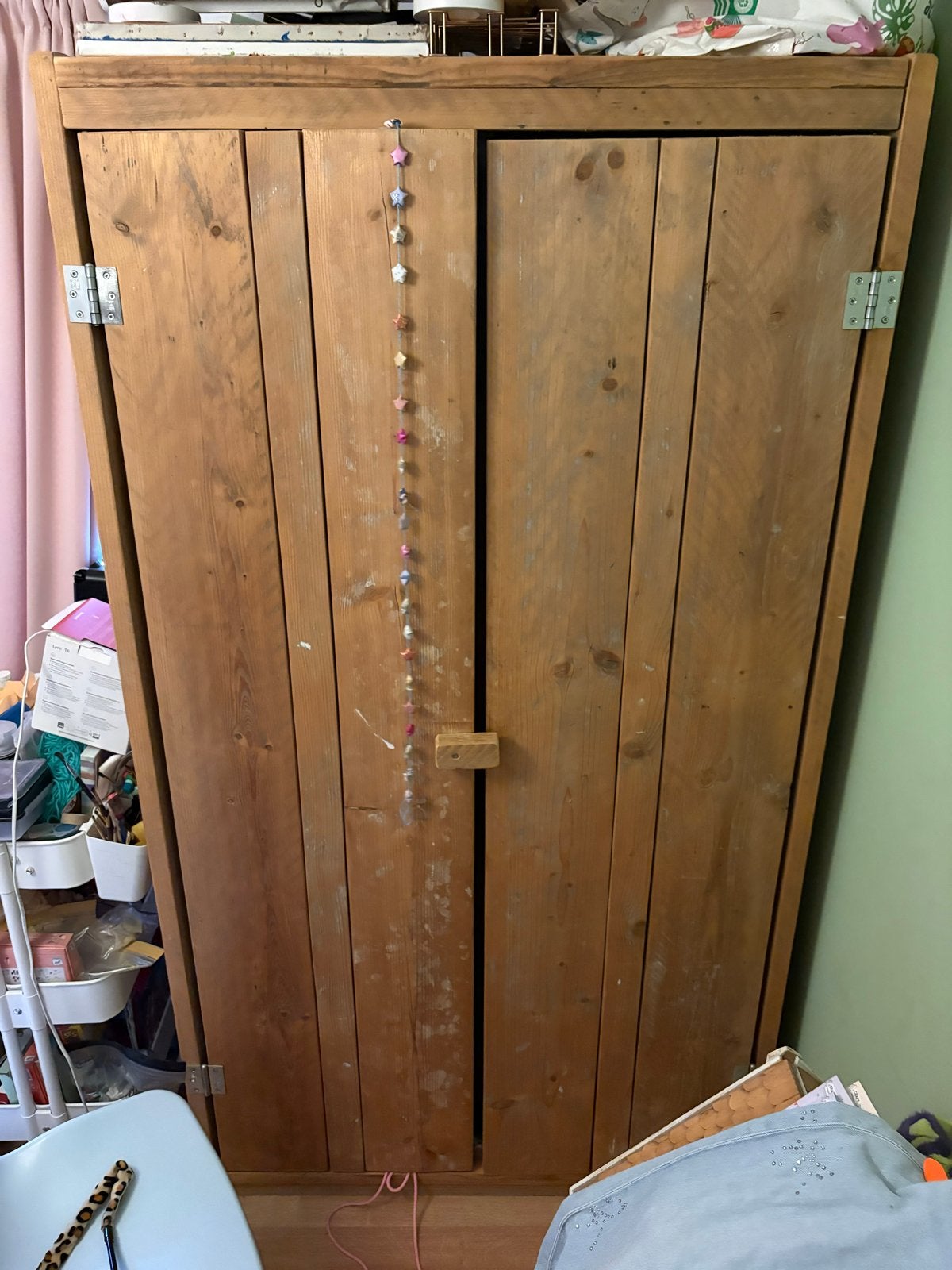VANDAAG OPHALEN VOOR €40. Houten kast met planken/hangruimte, Ophalen, Met plank(en), Gebruikt, 50 tot 100 cm