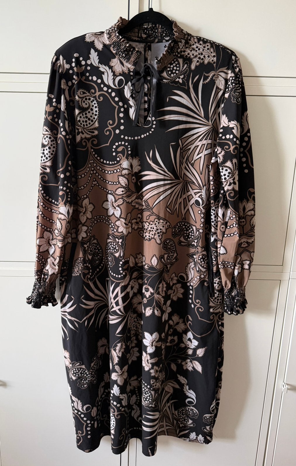 Zgan bruine Paisley jurk Plus Basics mt 44, Verzenden, Zo goed als nieuw, Bruin, Jurk