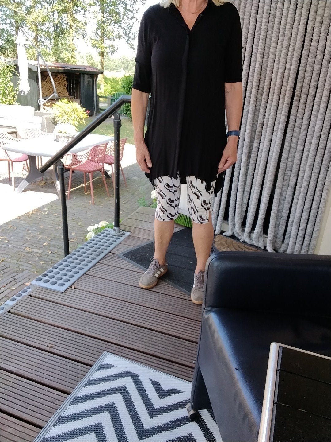 Zwart tuniek maat S van Mama Licious met leuke onderkant, Kleding | Dames, Blouses en Tunieken, Zwart, Ophalen of Verzenden, Zo goed als nieuw