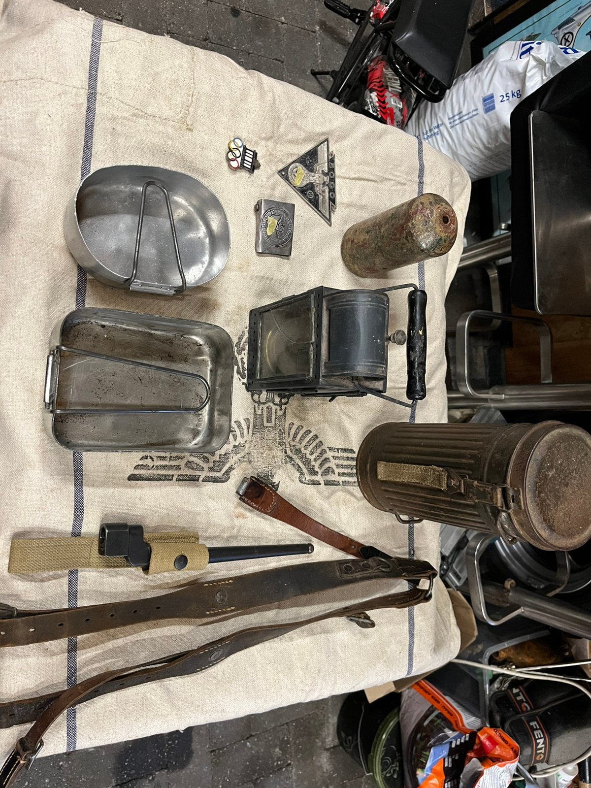 Lotje militaria duits engels us, Verzamelen, Militaria | Tweede Wereldoorlog, Ophalen of Verzenden, Amerika, Embleem of Badge