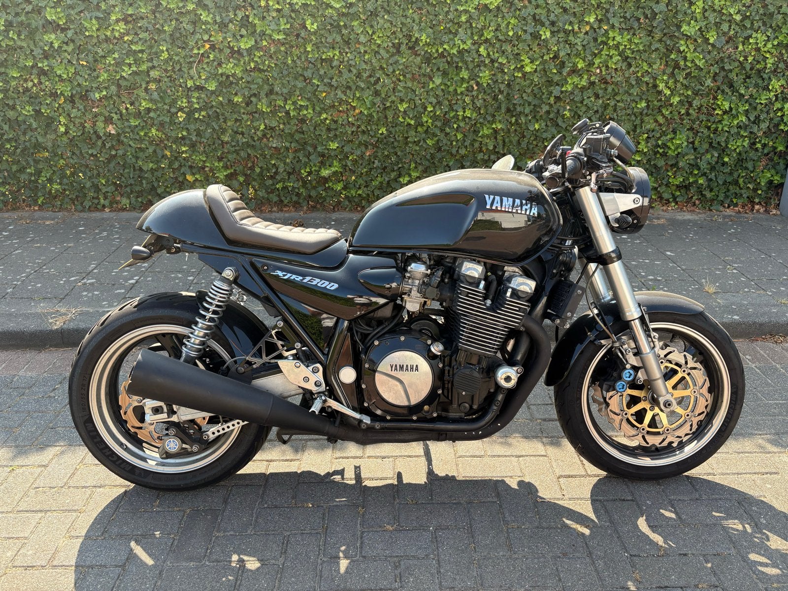 Yamaha XJR1300 Cafe Racer - Unieke Custom Build, Motoren, Sportuitlaat, 4 cilinders, Motorrijbewijs A, Gebruikt