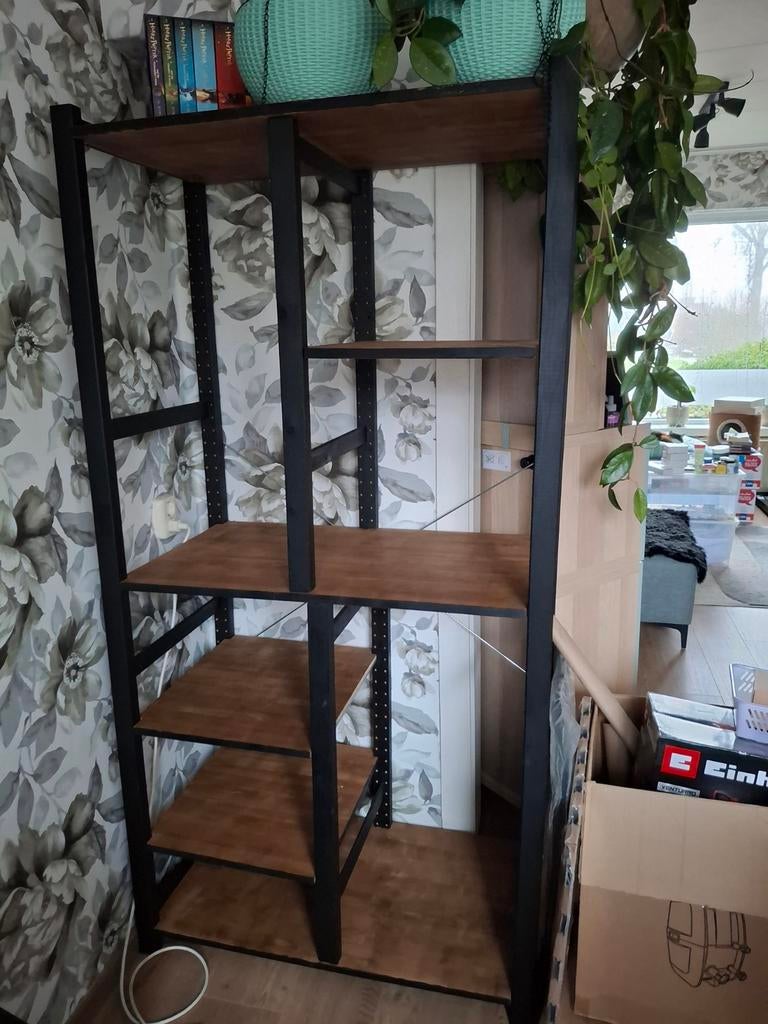 Unieke Zwart/Bruine Ikea Ivar Kast - Extra Stevig, Ophalen, Met plank(en), Gebruikt, 50 tot 100 cm
