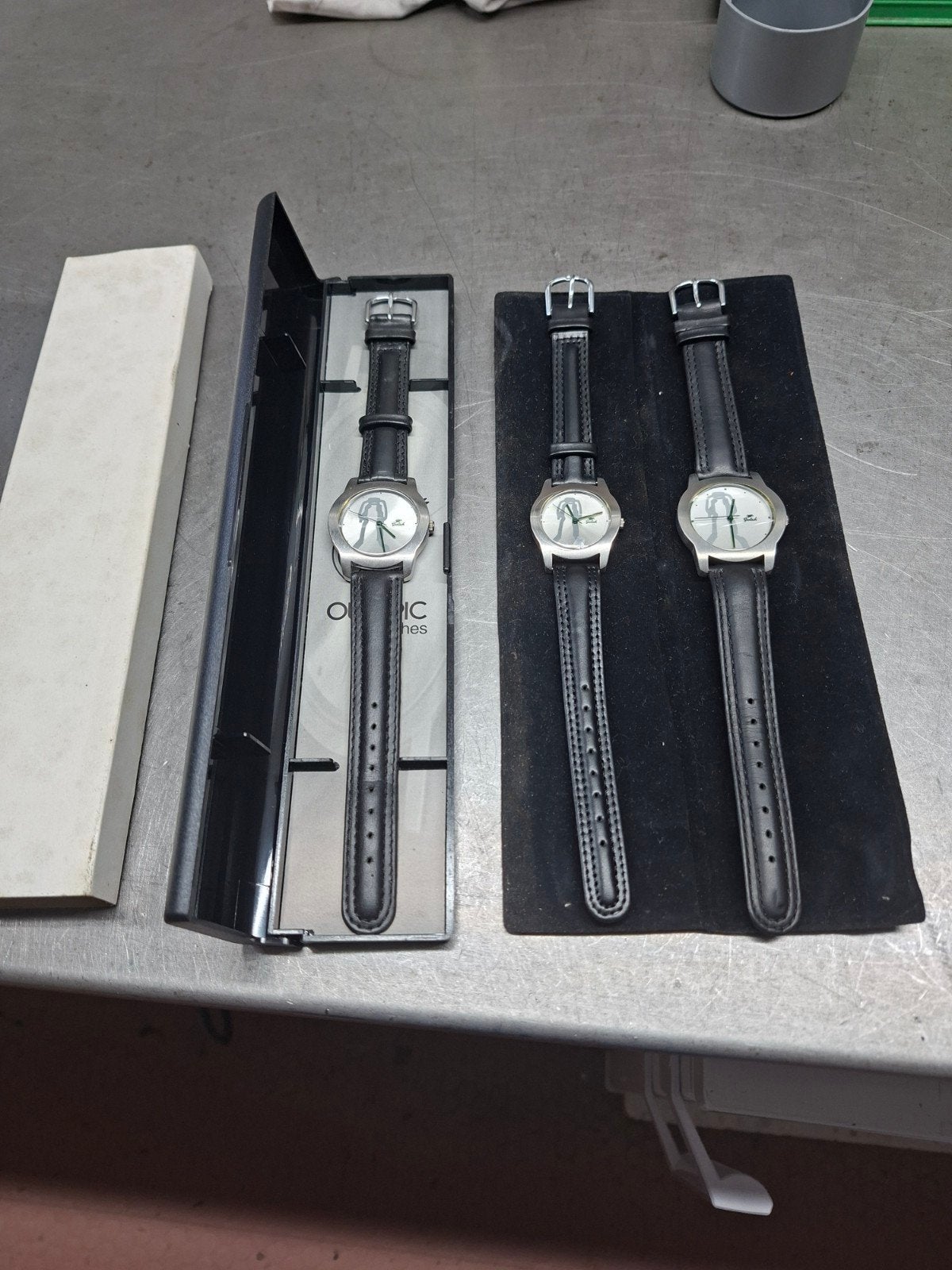 Horloge's Grolsch nieuw 3x en 2 doosjes lucifers., Ophalen of Verzenden, Nieuw, Grolsch