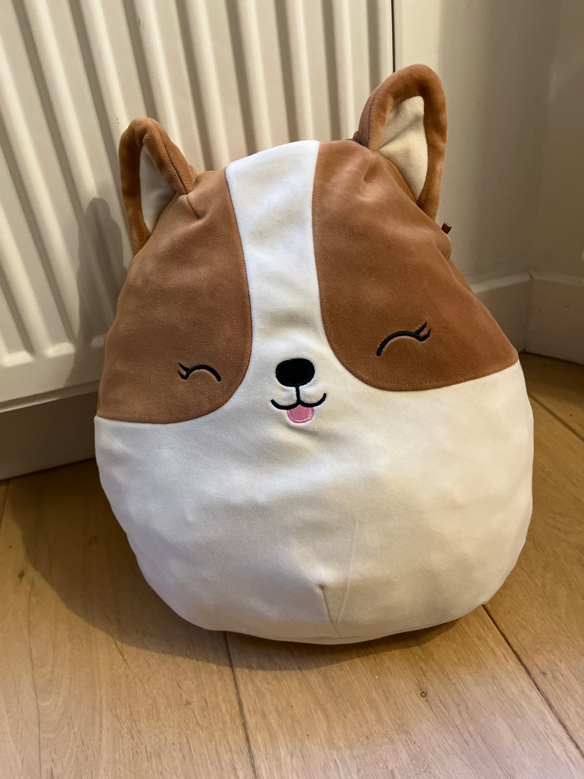 Squishmallow Corgi Knuffel - Zo goed als nieuw, Middelgroot (20 tot 80 cm), Hond, Ophalen of Verzenden, Met label