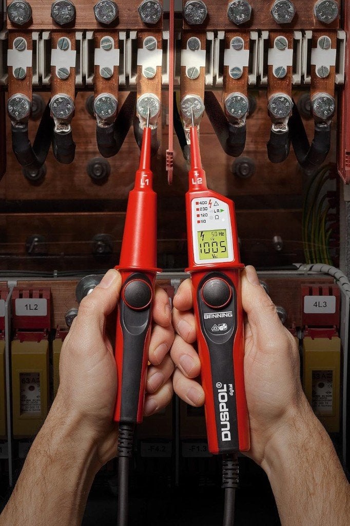 NIEUWE Benning Duspol Digital Spanningstester 050263, Ophalen of Verzenden, Nieuw, Elektriciteit