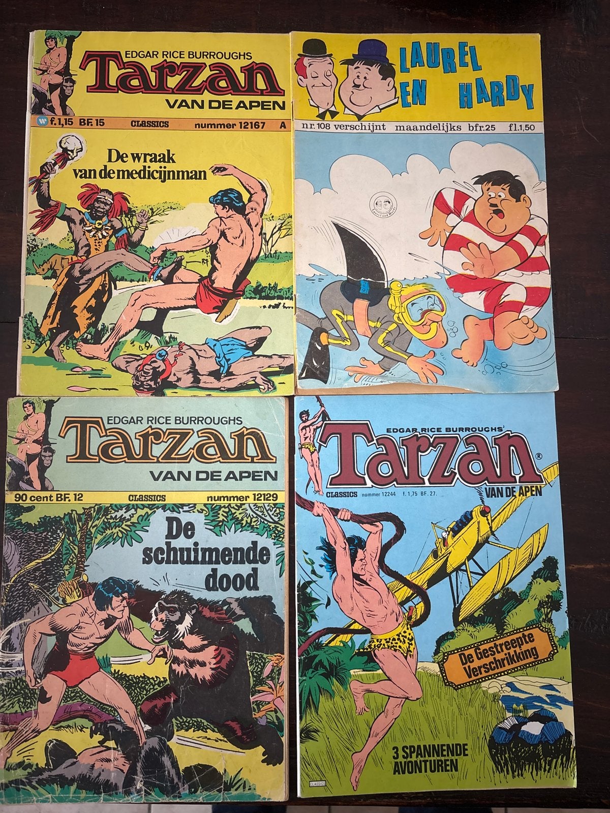 Tarzan en Laurel & Hardy stripboeken - 4 stuks, Boeken, Meerdere stripboeken, Ophalen of Verzenden, Gelezen