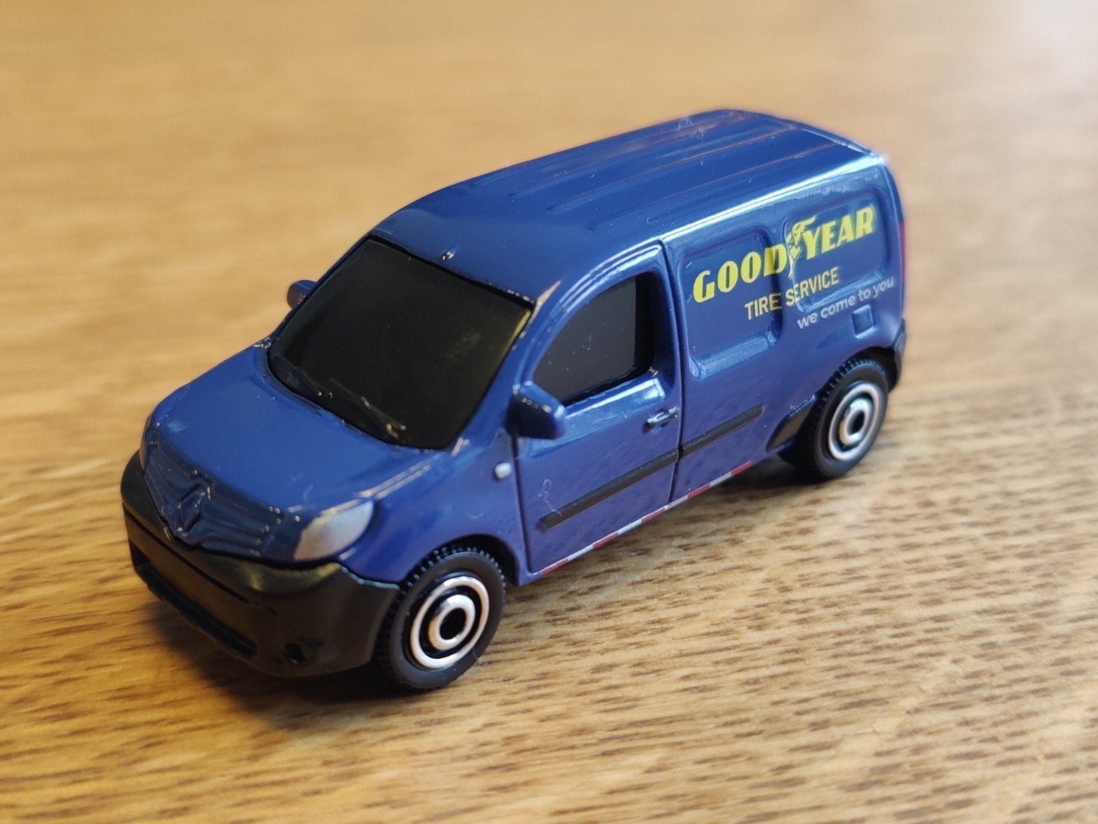 Matchbox Renault Kangoo Express Good Year, Ophalen of Verzenden, Zo goed als nieuw, Auto
