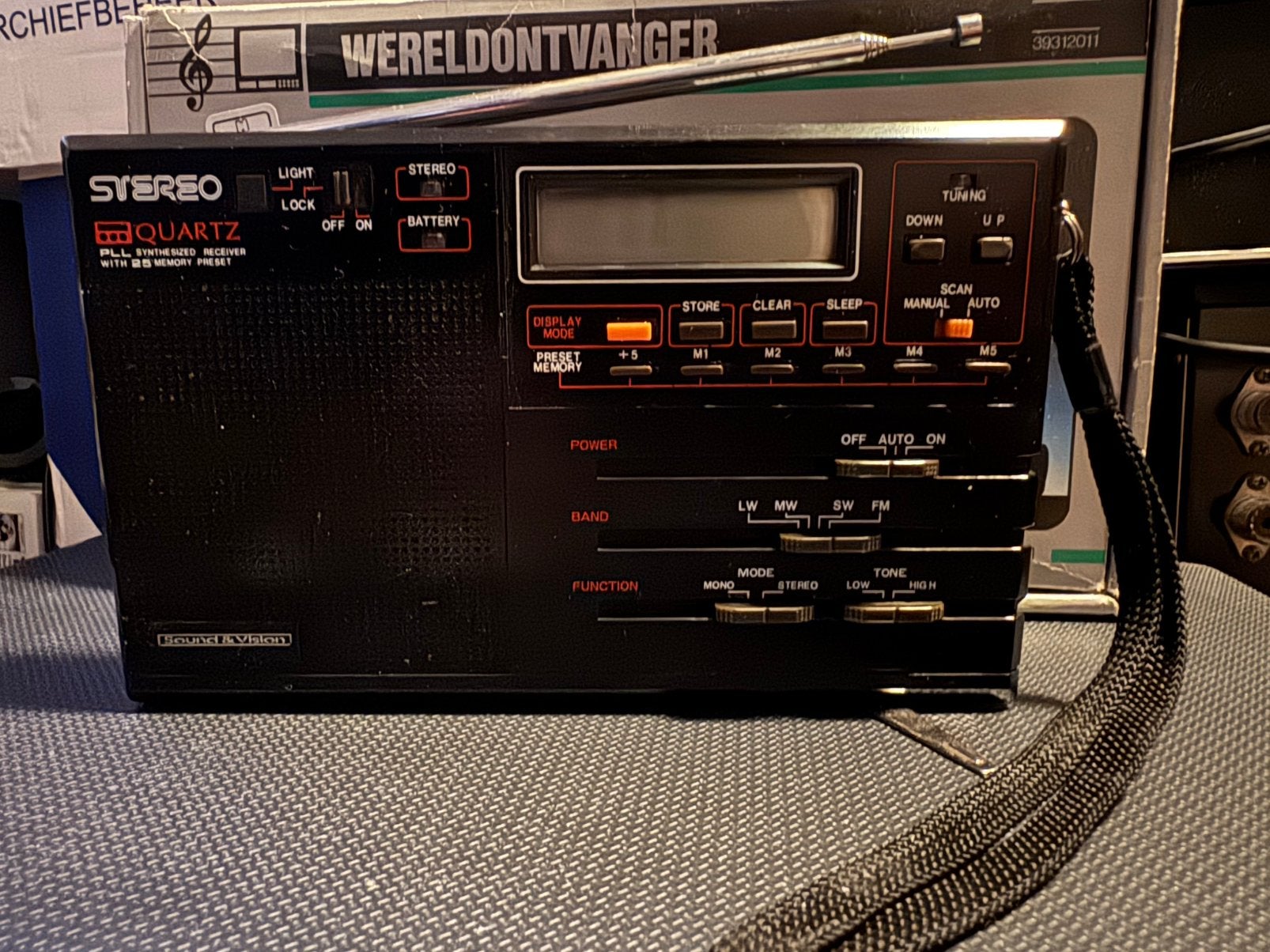 Mooi sound&vision radiootje met doos pr incl vzk, Ophalen of Verzenden, Zo goed als nieuw
