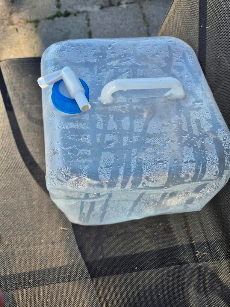 Gratis.  Jerrycan., Tuin en Terras, Ophalen of Verzenden, Zo goed als nieuw, Kweekbak
