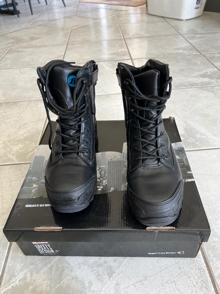 Nieuw paar BATA BICKZ 907 werkschoenen met rits maat 42, Verzenden, Nieuw