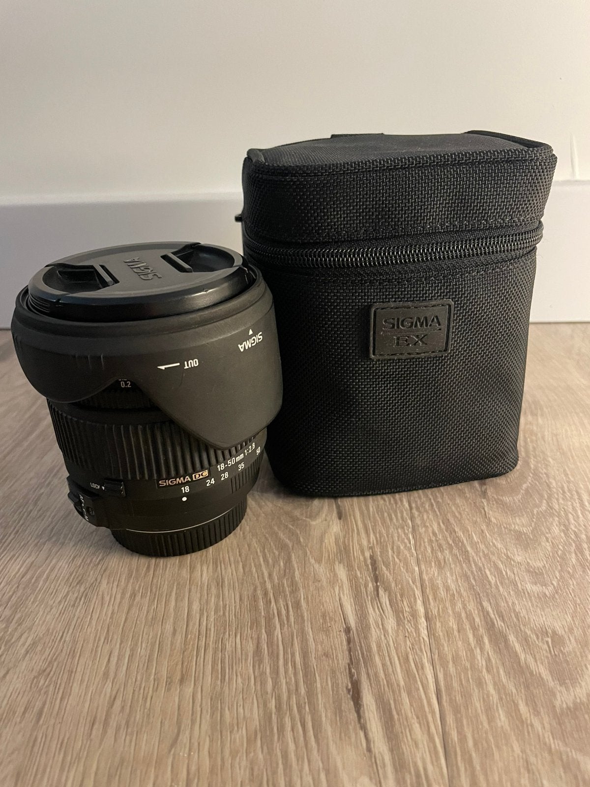 Sigma DC 18-50mm f/2.8 EX Macro HSM, Ophalen of Verzenden, Zo goed als nieuw, Standaardlens
