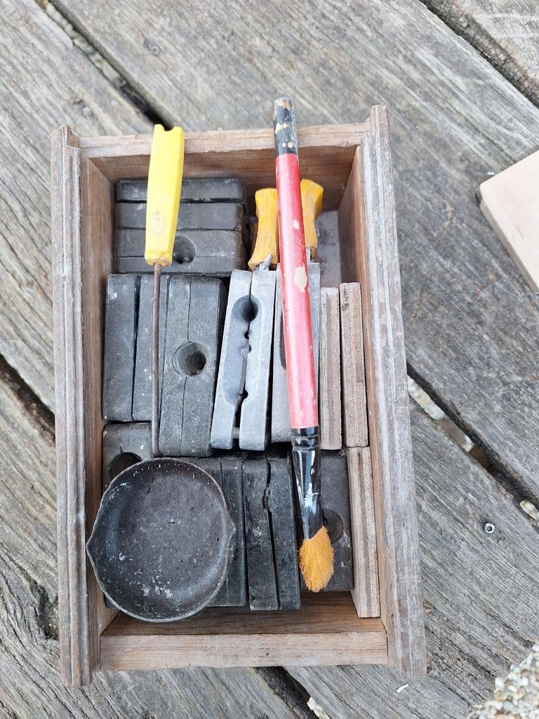 Tin gietset met 11 mallen en gereedschap, Ophalen, Gebruikt, Overige thema's, Metaal