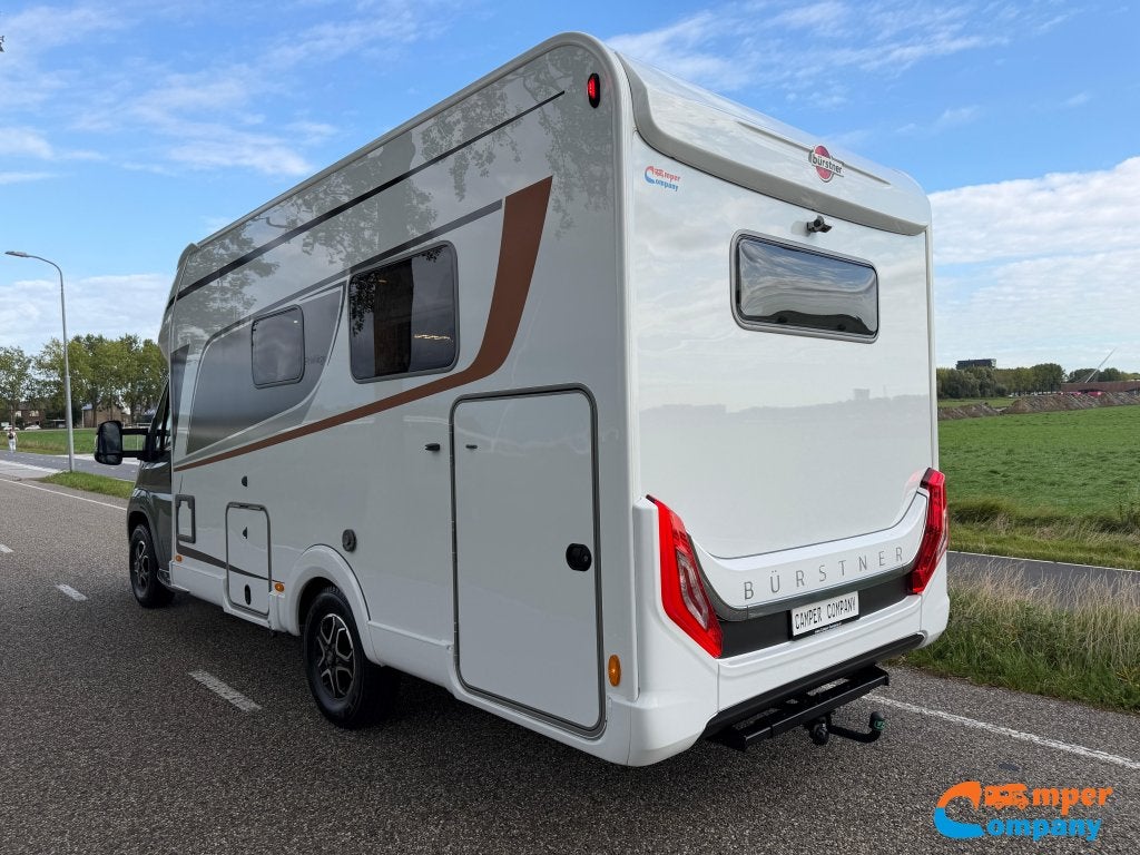 Foto 3 van Bürstner Lyseo Privilege TD 644 G | Ruime Rondzit