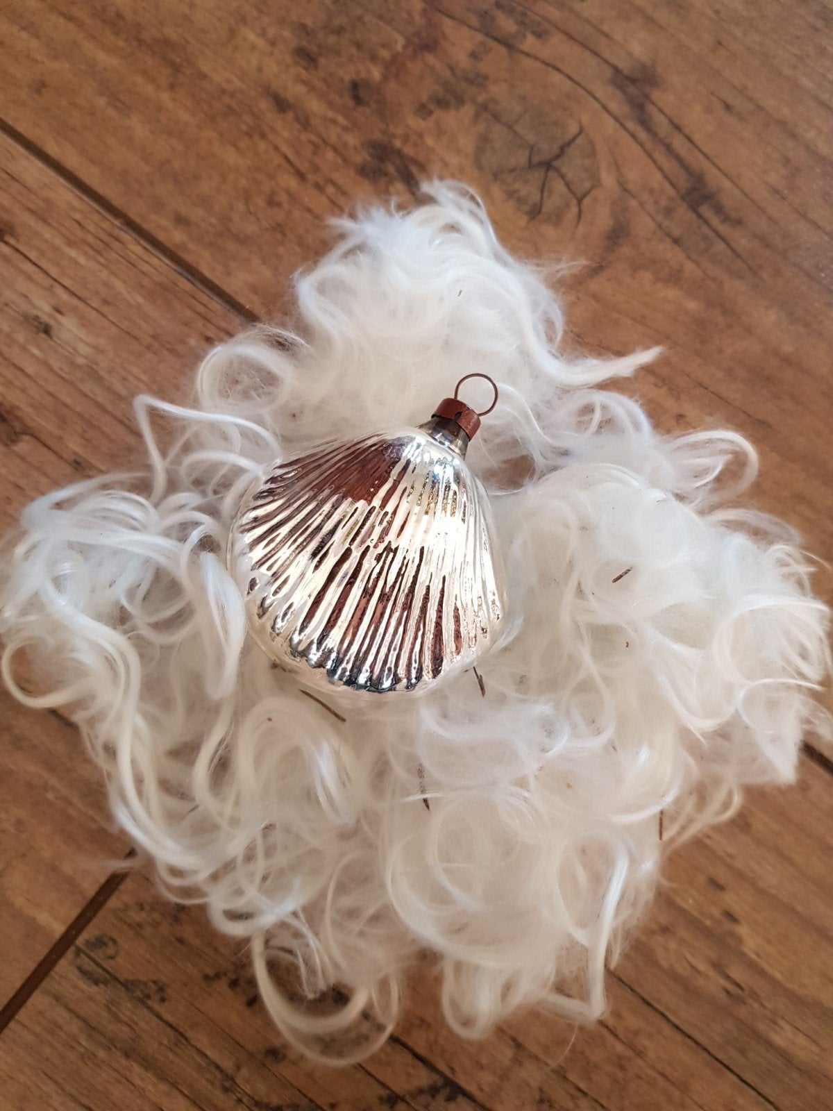 Antieke kerstbal schelp zilver / ornament 2 stuks, Ophalen of Verzenden, Zo goed als nieuw