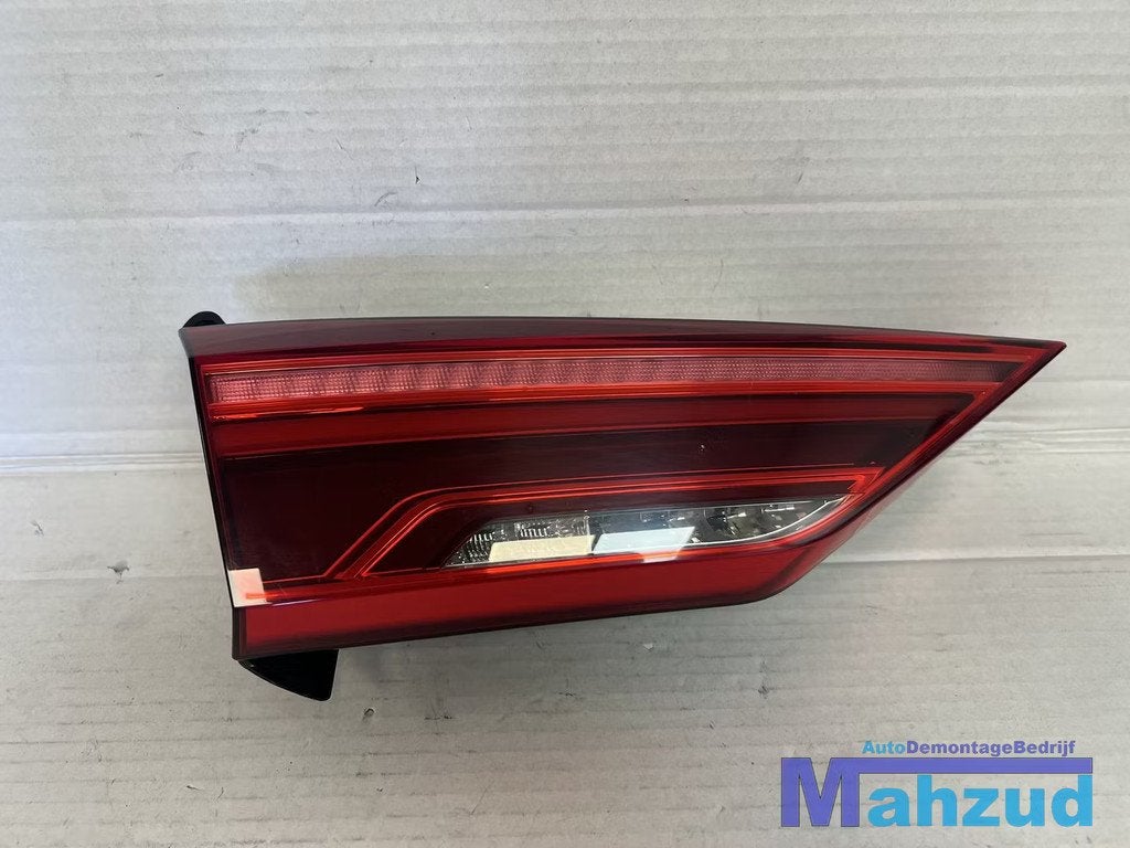 AUDI Q3 RSQ3 Sportback links binnen achterlicht 2019+ 83A945, Gebruikt, AUDI AG, Auto-Union-Strasse 1
85045  Ingolstadt, DE, Kundenbetreuung@audi.de