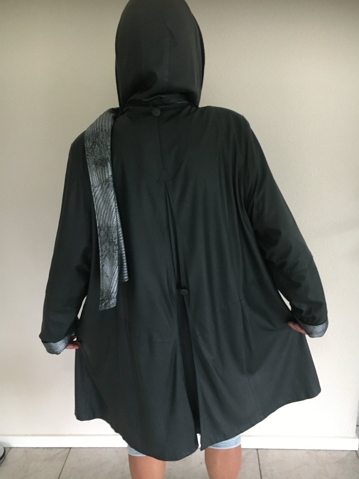 leren jas winterjas trenchcoat + kapuchon maat M zwart/groen, Kleding | Dames, Maat 38/40 (M), Overige kleuren, Zo goed als nieuw