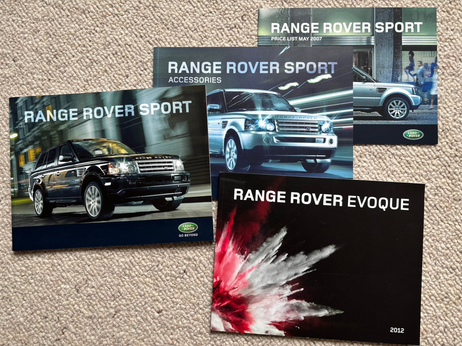 Brochures Range Rover Evoque 2012 & Sport 2007, Boeken, Ophalen of Verzenden, Gelezen, Overige merken