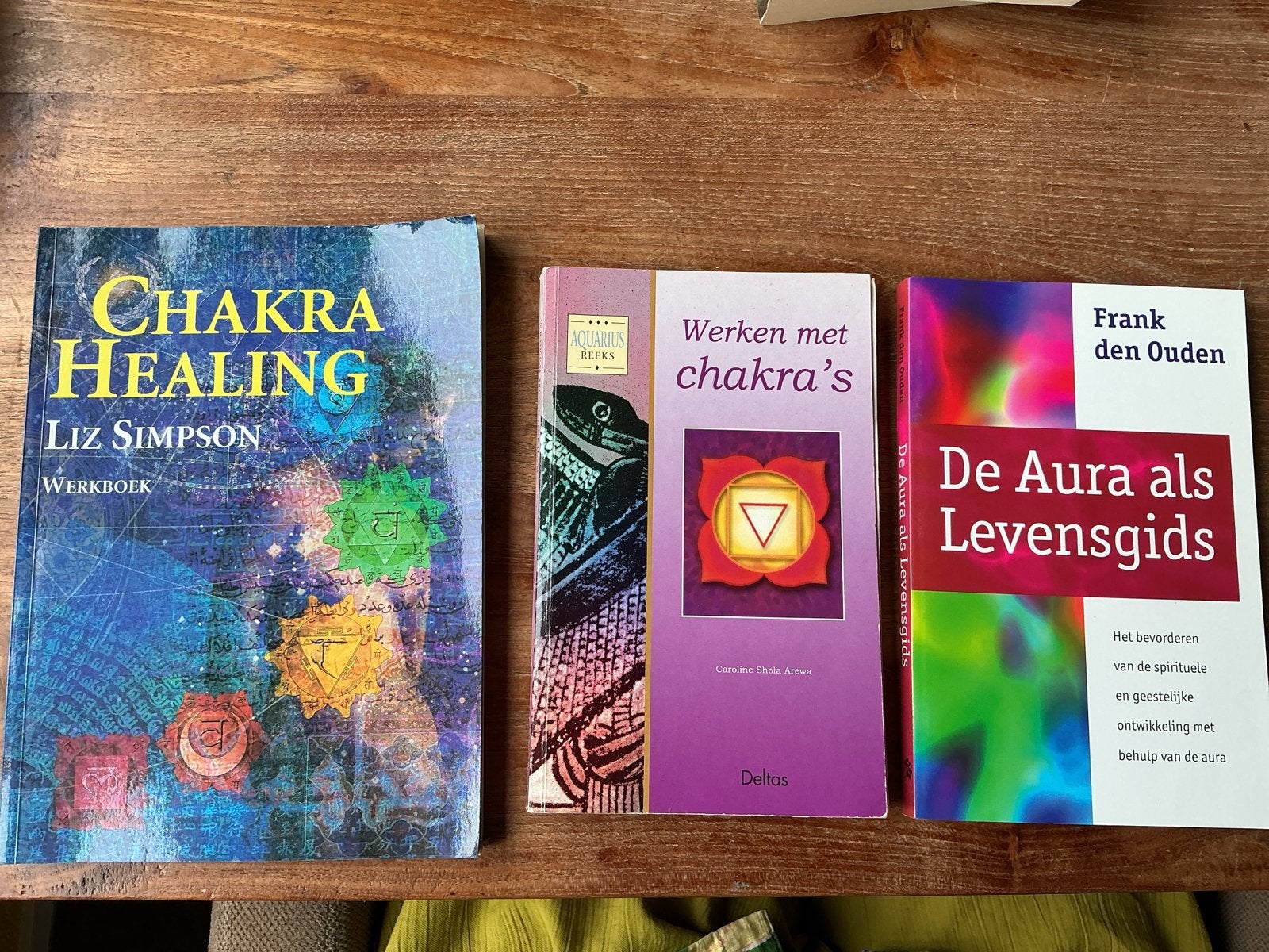 Chakra Healing & Aura als Levensgids Boeken - €20,– als set, Ophalen of Verzenden, Gelezen, Spiritualiteit algemeen, Achtergrond en Informatie