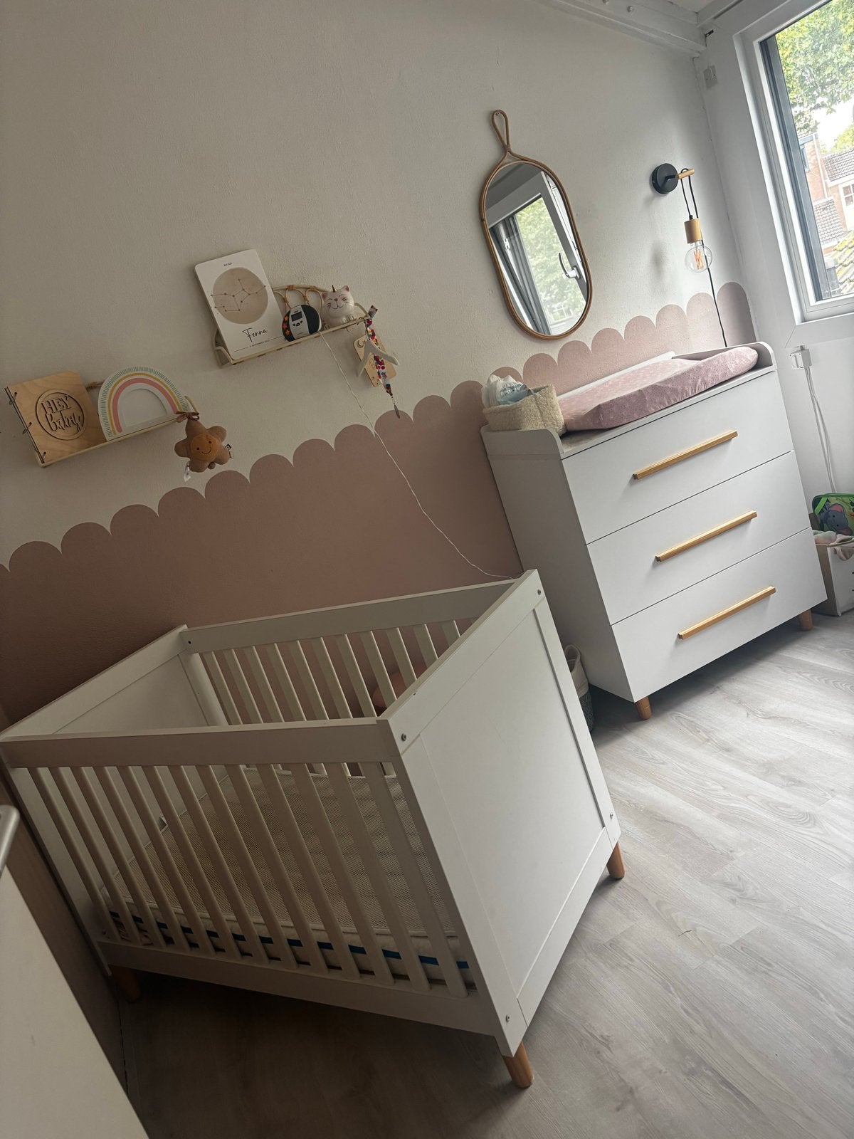 Complete babykamer: ledikant, commode, kledingkast, Ophalen, Zo goed als nieuw, Jongetje of Meisje