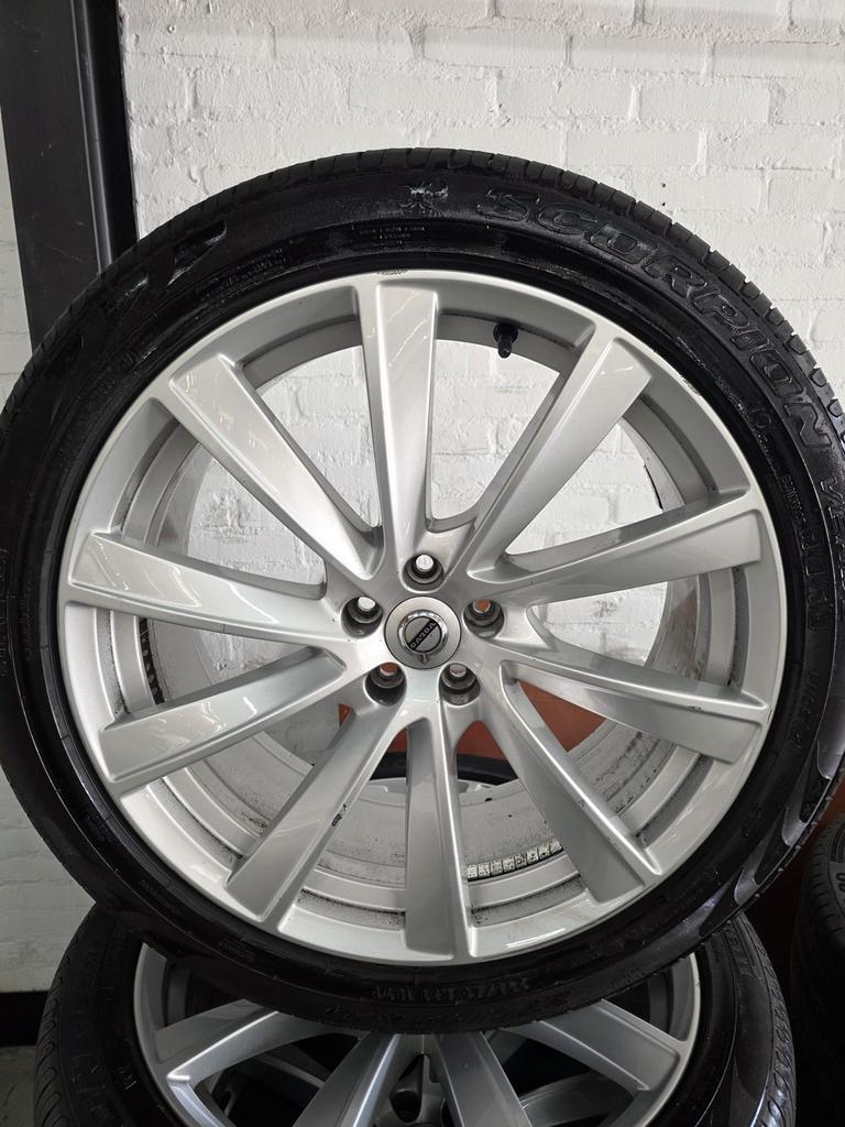 Orig. Volvo XC90 Inscription 10-spaaks Turbine 21 inch, Auto-onderdelen, Banden en Velgen, Gebruikt, 275 mm, Banden en Velgen