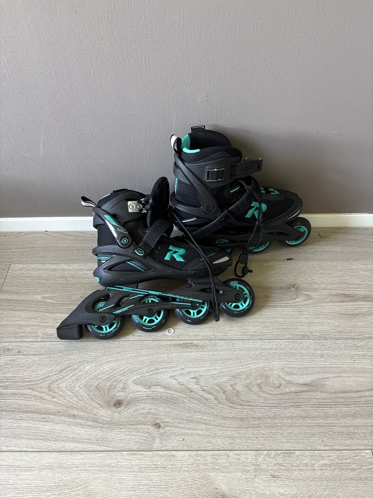 Roces Skeelers Maat 41 - Zo goed als nieuw, Ophalen, Roces, Zo goed als nieuw, Inline skates 4 wielen