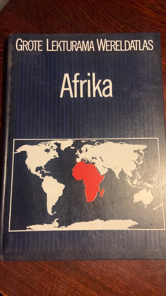 Grote lekturama wereldatlas - Afrika, Overige atlassen, Ophalen of Verzenden, Zo goed als nieuw, 1800 tot 2000