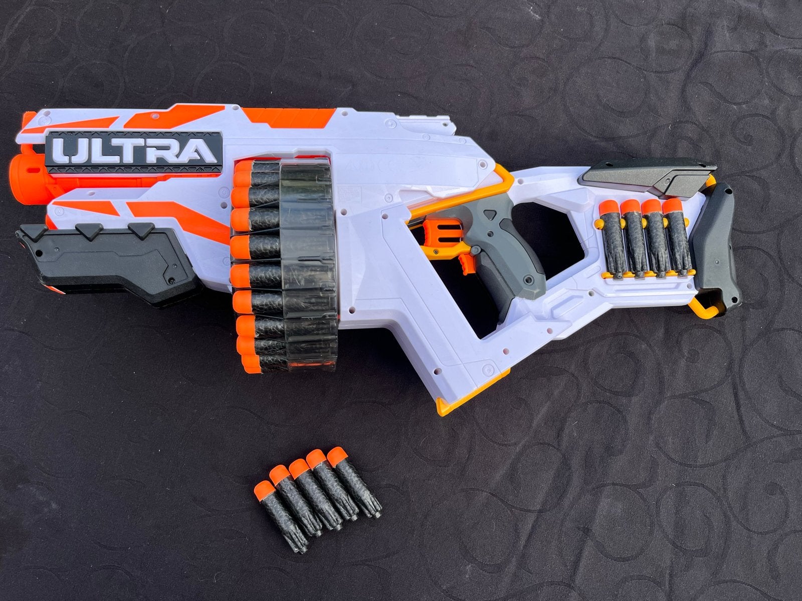 Nerf Ultra One Blaster met 39 Ultra Darts, Ophalen of Verzenden, Zo goed als nieuw
