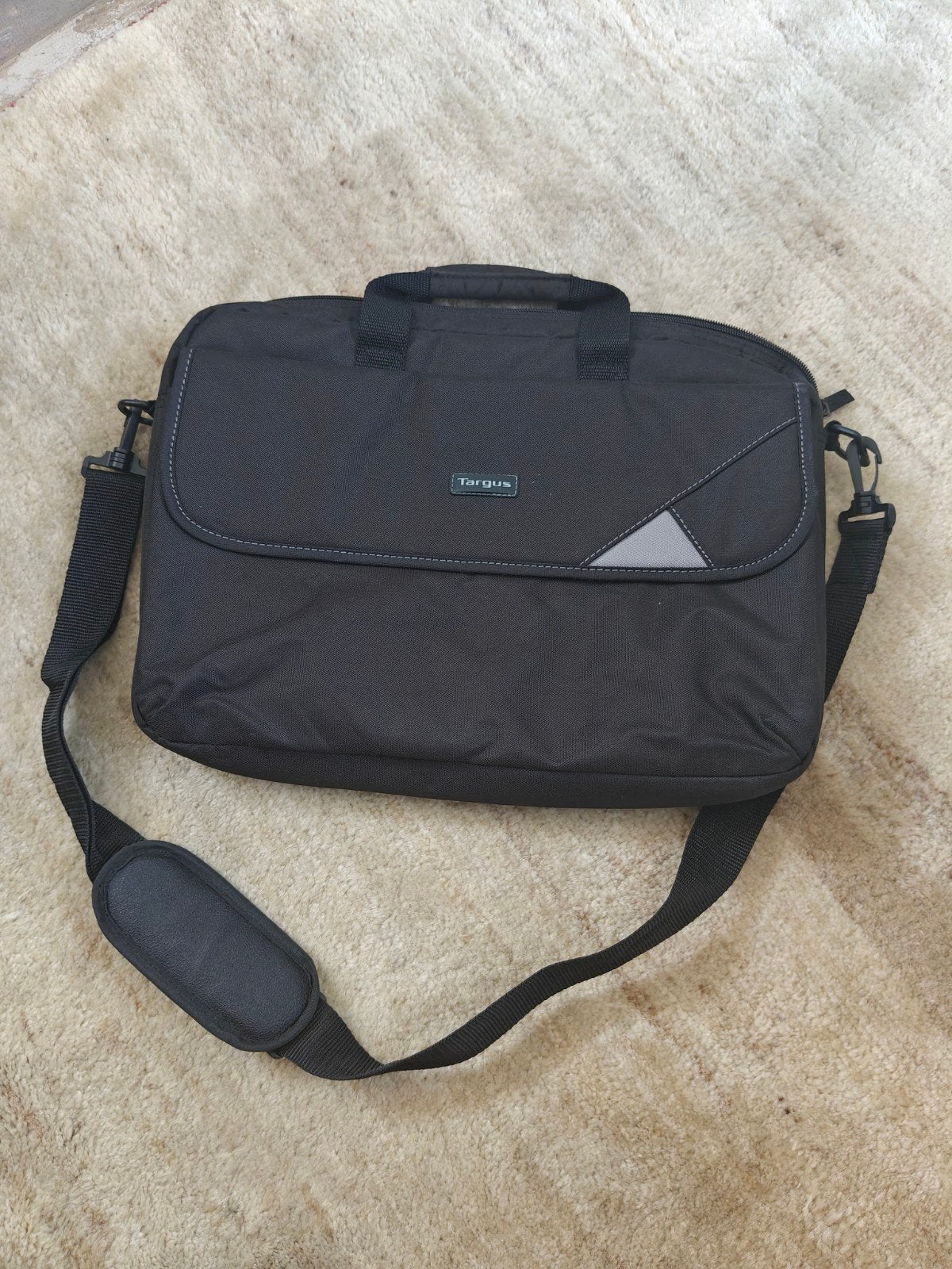 Targus Laptoptas Zwart, Computers en Software, Laptoptassen, 15 inch, Zo goed als nieuw, Targus, Zwart