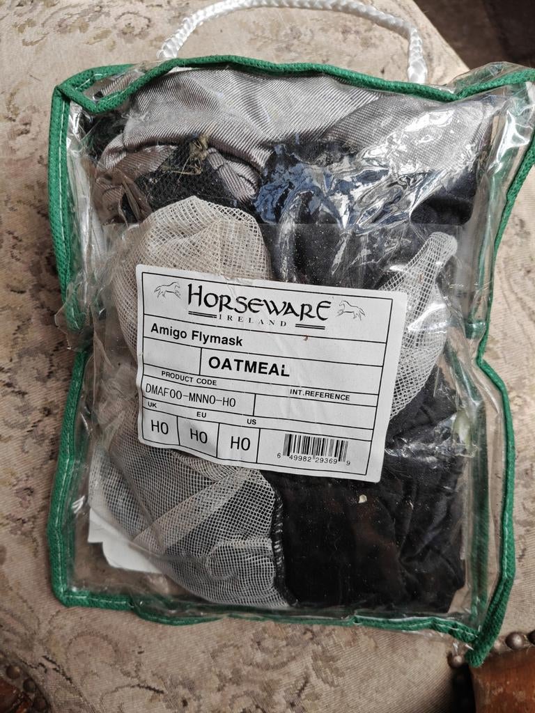 Paarden vliegen masker 3x, Ophalen