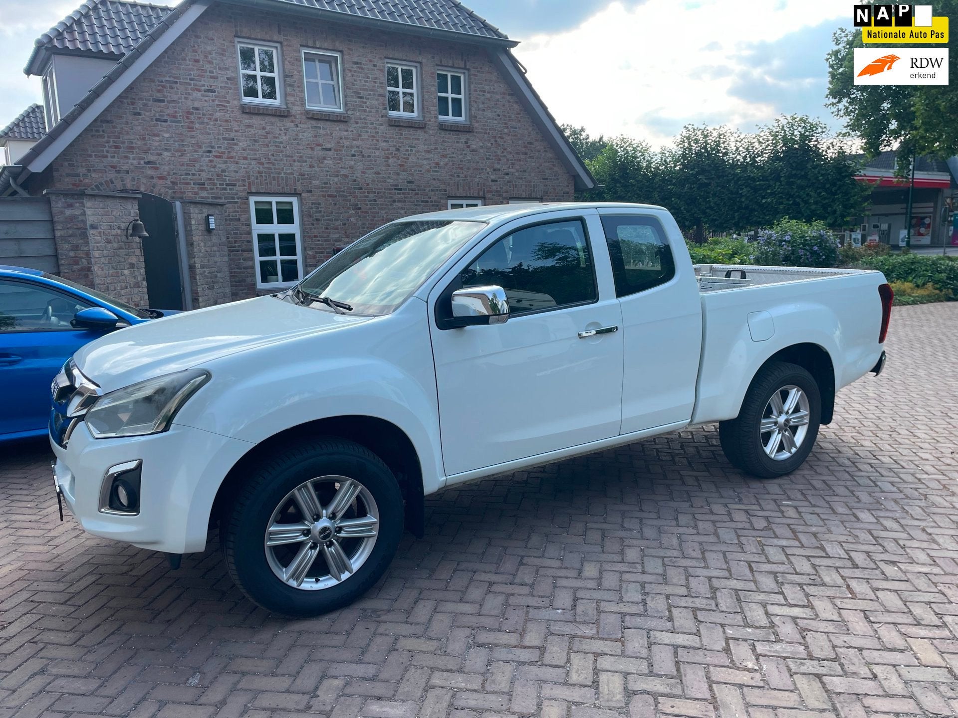 Isuzu D-Max 1.9 Extended Cab X-Country 4 x 4 pick-up, Auto's, Gebruikt, Euro 6, 4 cilinders, 163 pk