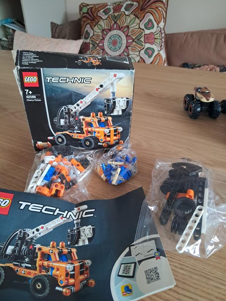 LEGO Technic Cherry Picker 42088 - Zo goed als nieuw, Ophalen of Verzenden, Nieuw