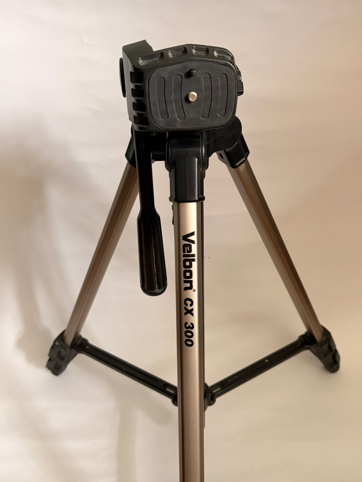 Velbon cx 300 - camera statief, Ophalen of Verzenden, Zo goed als nieuw, Driepoot