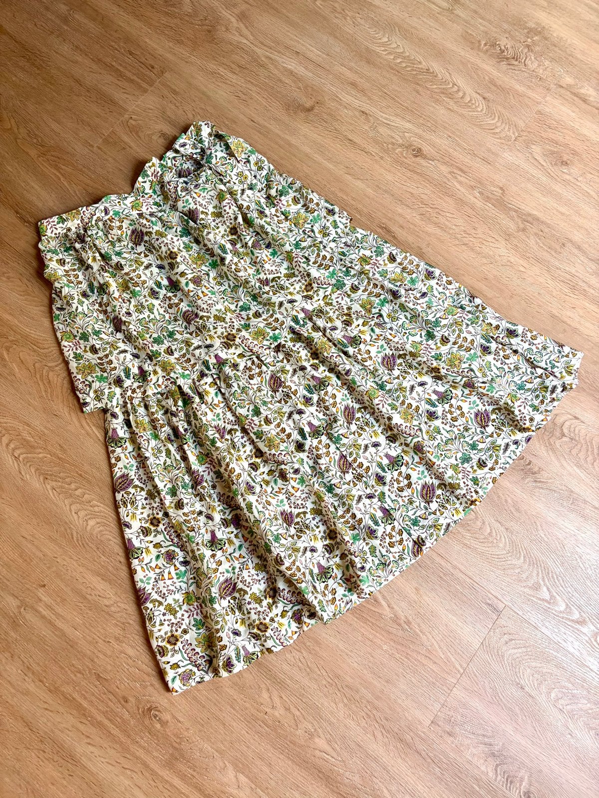 Oilily XL bloemenprint rok 70% katoen 30% zijde, Kleding | Dames, Rokken, Meerkleurig, Maat 42/44 (L), Ophalen of Verzenden, Zo goed als nieuw