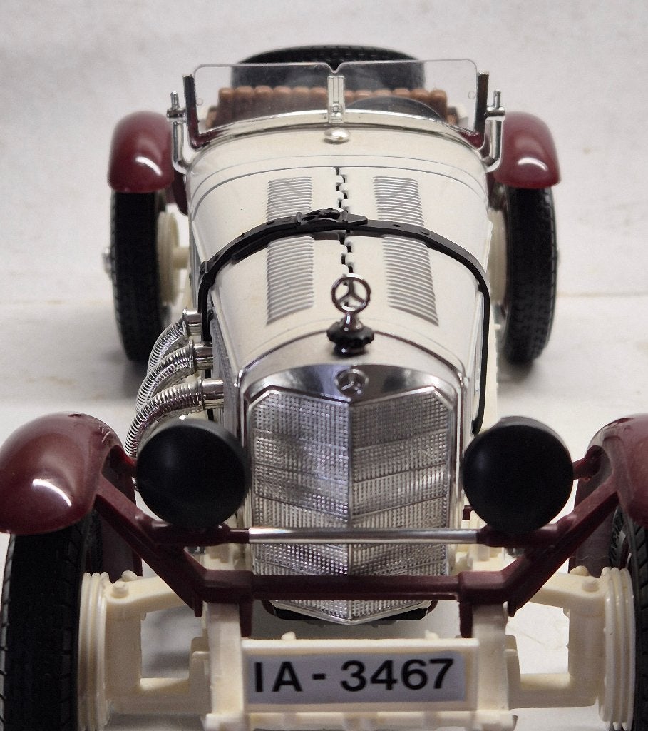 Mercedes Benz SSKL Modelauto schaal 1 :18 in doos, Ophalen of Verzenden, Zo goed als nieuw, Auto, Bburago