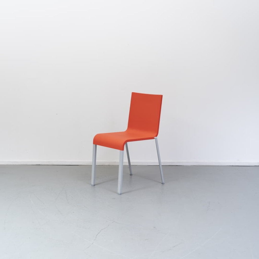 Vitra .03 Stoel Oranje Kunststof (Stapelbaar) - Gepoedercoat, Huis en Inrichting, Stoelen, Niet ingevuld, Zo goed als nieuw, Niet ingevuld