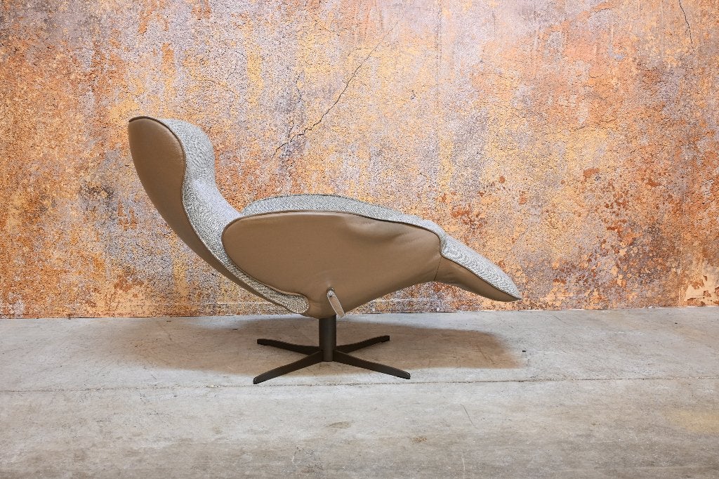 ZGANieuw grijze stoffen Jori Daydreamer design relaxfauteuil, Jori, 75 tot 100 cm, Ophalen of Verzenden, Jori