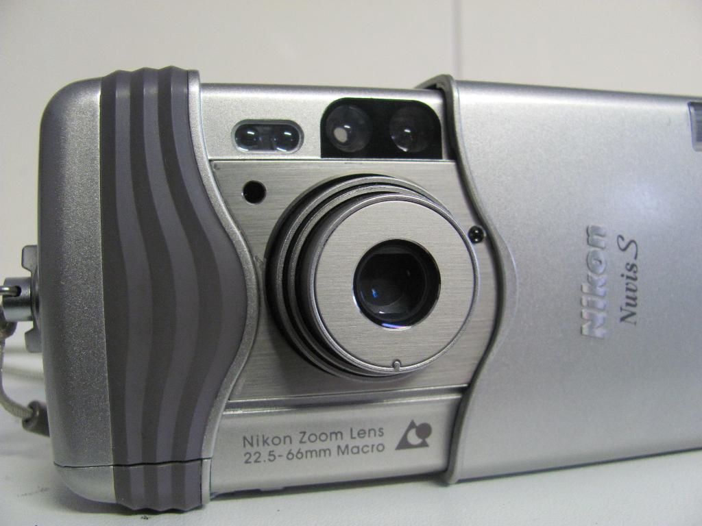 Nikon nuvis S, Ophalen of Verzenden, Zo goed als nieuw, Compact, Nikon