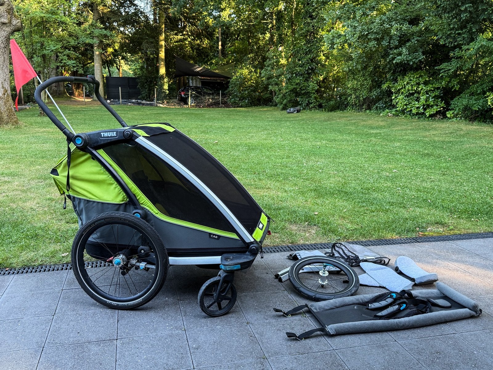 Thule Chariot Cab 2 fietskar + accessoires - nieuwstaat, Fietsen en Brommers, Fietsaccessoires | Aanhangers en Karren, Ophalen