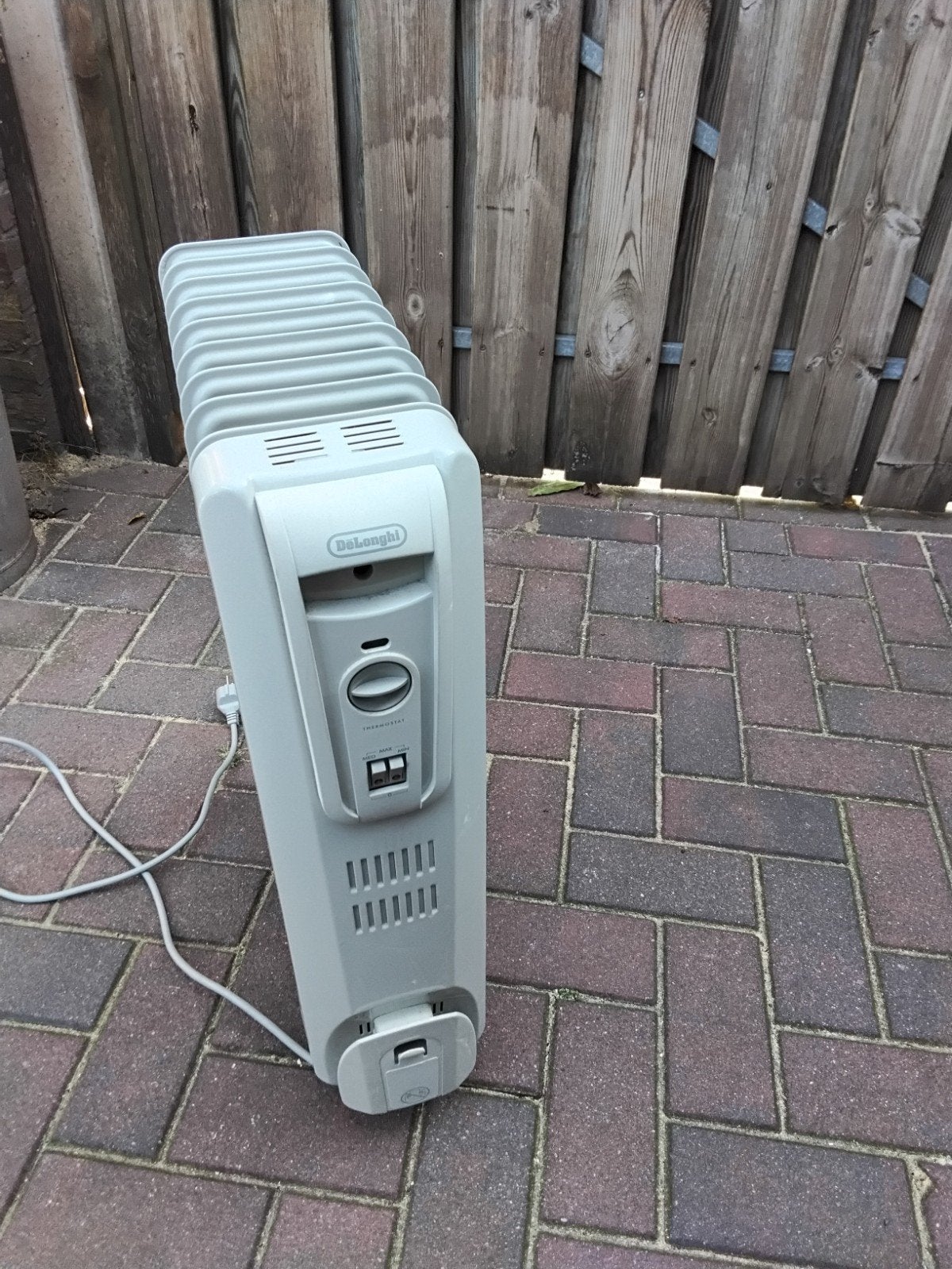 DeLonghi olieradiator - Draagbare elektrische verwarming, Doe-het-zelf en Verbouw, Verwarming en Radiatoren, Ophalen, Gebruikt