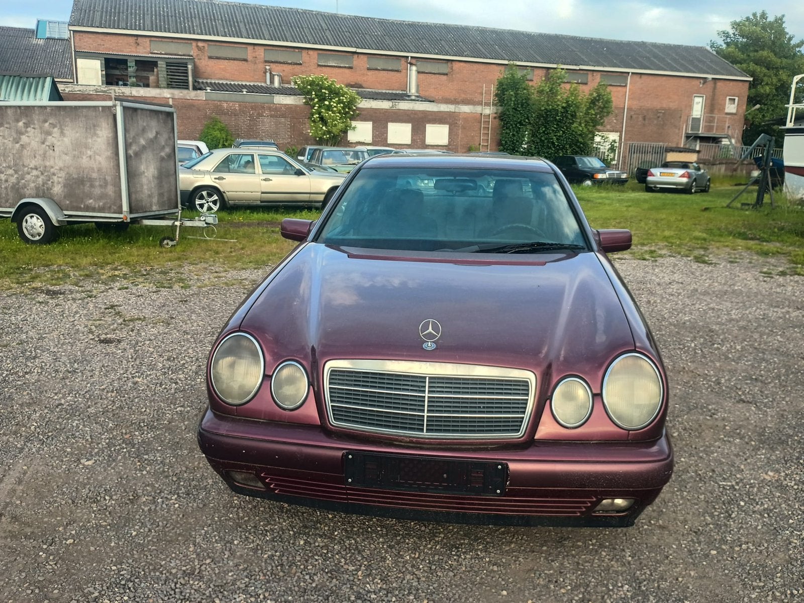 Mercedes W210 onderdelen, Ophalen